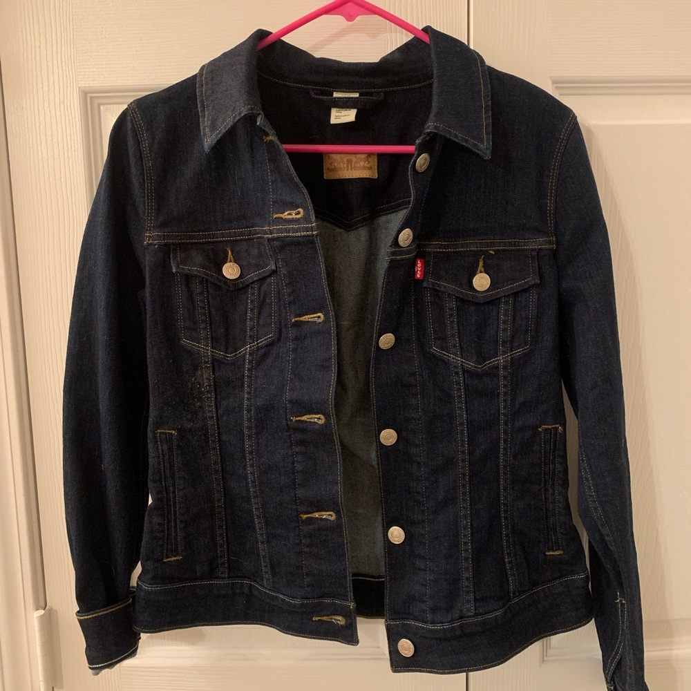 Levi’s denim jacket size small, never worn.